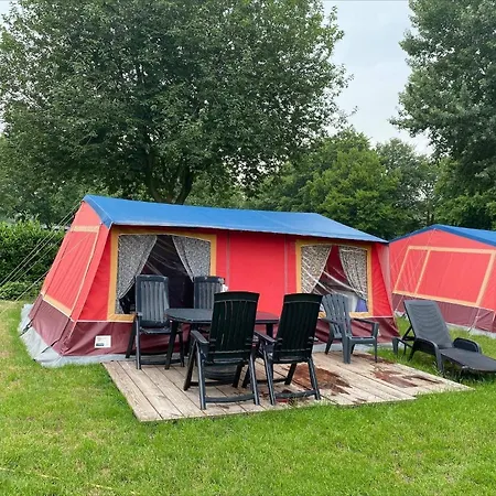 De Bergen - Bungalowtent Szálloda