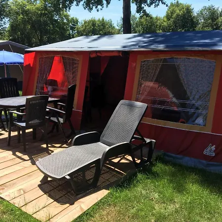 De Bergen - Bungalowtent Hotel