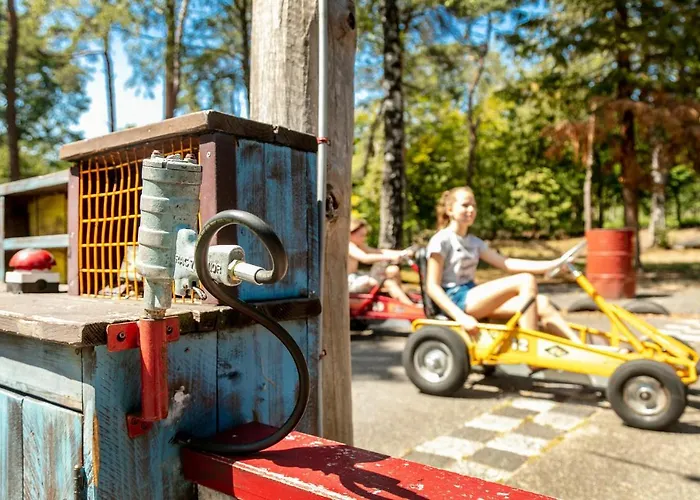 De Bergen - Bungalowtent Hotel